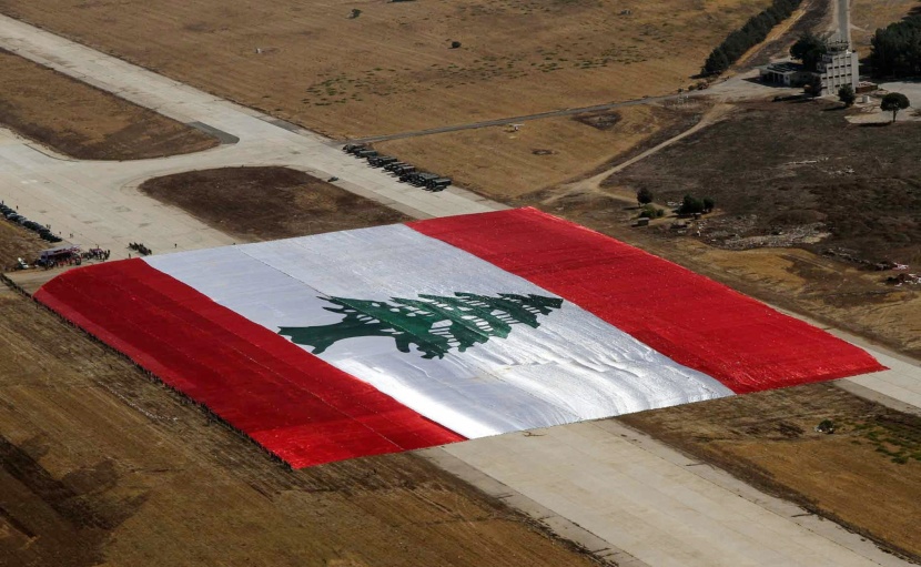 لبنان يدخل موسوعة غينيس مجددا بأكبر علم في العالم