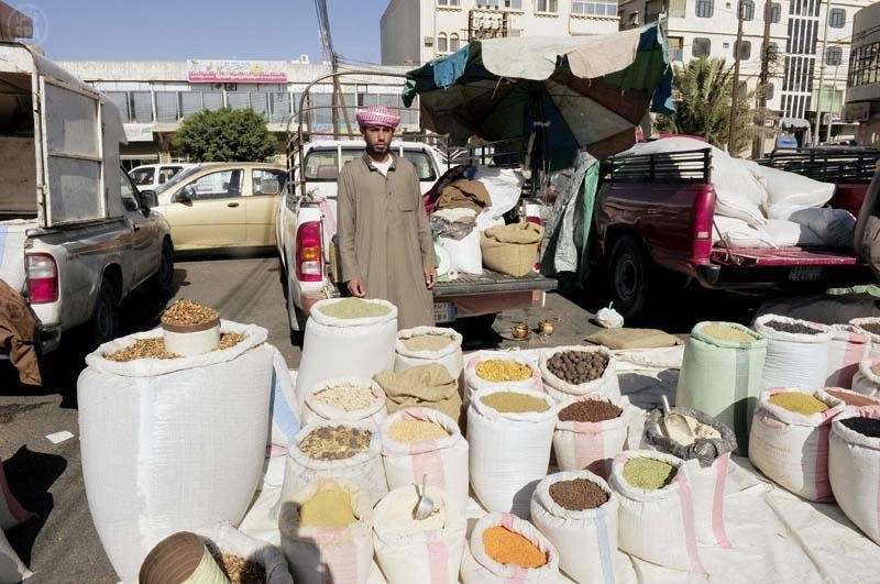 تقرير: المنتجات المحلية في أسواق الباحة الشعبية تتفوق على نظيرتها الأجنبية