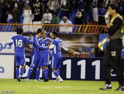 الهلال يستضيف القادسية .. والفتح يلاقي نجران