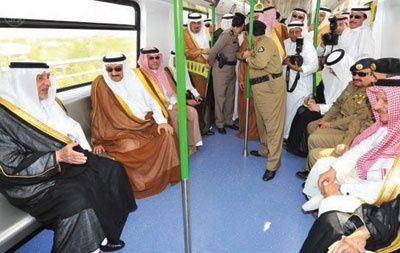خالد الفيصل: مشروع قطار المشاعر لن يلغي النقل الترددي للحافلات