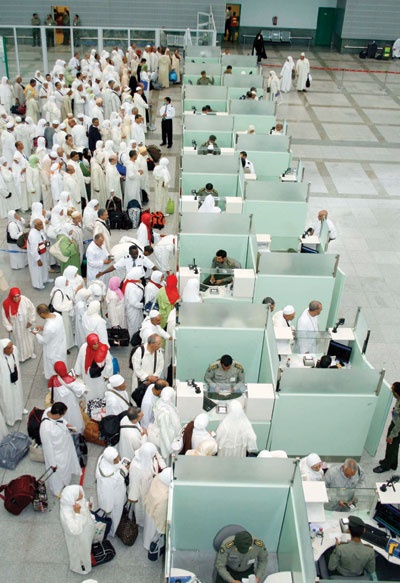 مطالب بتوسيع منظومة المعلومات واستخدام التقنية خلال الحج