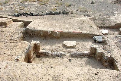 اكتشاف حمام بيزنطي في موقع تل الكسرة الأثري بدير الزور يعود للقرن السادس الميلادي
