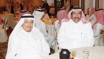 رجال الأعمال وأعيان جدة وشقراء يشاركون الحصيني والهذيلي أفراحهم