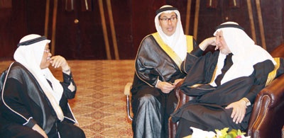 د. رياض نجم يحتفل بزفاف كريمته إلى خالد خضير