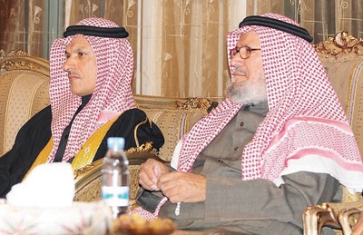 بحضور الأمير فيصل بن سلمان .. أعيان الزلفي يجتمعون لدعم «وقف إنسان»