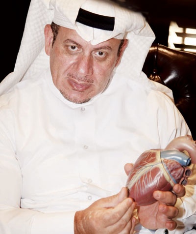 مركز الملك فهد الأول على مستوى الشرق الأوسط الذي بدأ جراحة القلب النابض