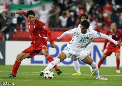 العراق يخسر أمام إيران 2-1 في كأس آسيا