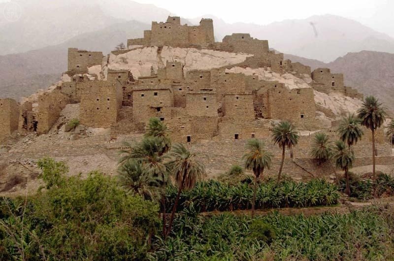 "ذي عين" .. نموذج تراثي في جنوب المملكة يشهد خطة سياحية