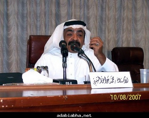 الشاعر محمد الثبيتي في ذمة الله