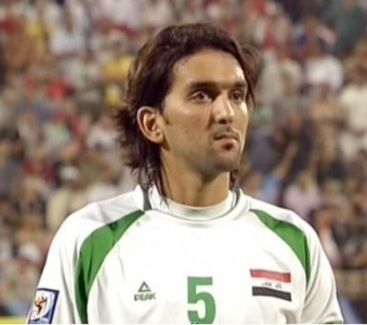 أكرم لاعب وسط العراق.. نستحق الفوز على الإمارات رغم وقوف الحظ معنا