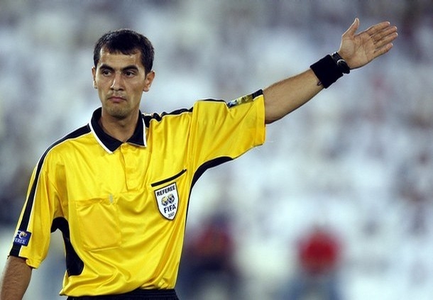 الاوزبكي إيرماتوف يدير لقاء إيران مع كوريا الجنوبية في كأس اسيا