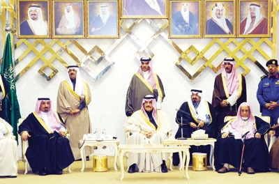 أمير الشرقية في يوم الوفاء: خدمة المنطقة واجب ديني ووطني