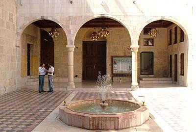 ترميم المكتبة الظاهرية تحفة دمشق الحضارية اقترب من مراحله الأخيرة