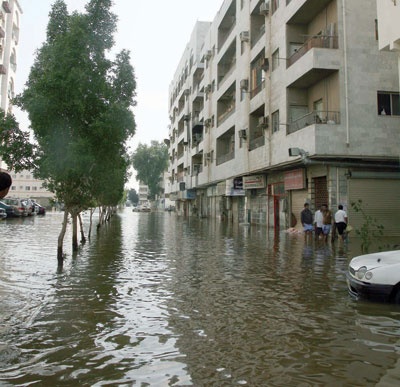 مهندسون: طرق جدة وشوارعها تعيش «بالترقيع» منذ 30 عاماً