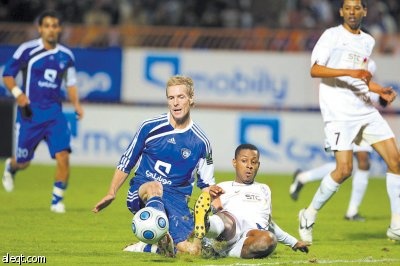 الشباب يسعى للتقدم نحو الصدارة في لقاء الهلال غداً