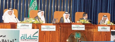 وزير المالية: الحد الأدنى لرواتب الموظفين الحكوميين لا يشمل المتقاعدين