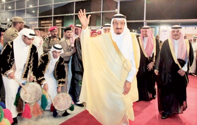 الأمير سلمان: السياحة تنمو بالرخاء والاستقرار