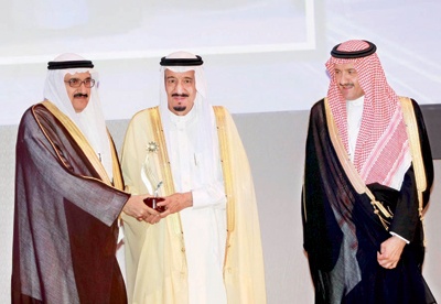 الأمير سلمان: السياحة تنمو بالرخاء والاستقرار