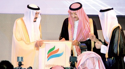 الأمير سلمان: السياحة تنمو بالرخاء والاستقرار