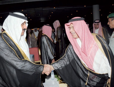 الأمير متعب بن عبد الله يُكرِّم «الأهلي» لرعايته «الجنادرية 26»