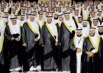 الليلة .. جامعة حائل تضخ 750 خريجا و 1800 خريجة لسوق العمل