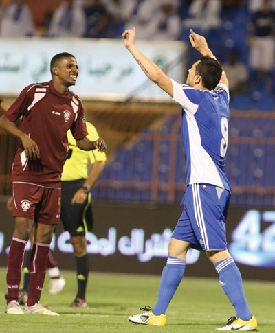 الهلال والوحدة يطفئان الفيصلي والاتفاق