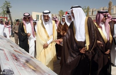 تدشين الحركة المرورية في الجزء الأوسط من طريق الملك عبدالله