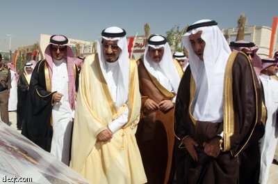 تدشين الحركة المرورية في الجزء الأوسط من طريق الملك عبدالله