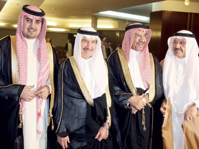 ابن سلطان يحتفل بزواج نجله فارس من كريمة الصالح