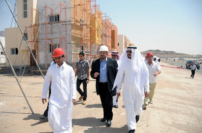 صور حديثة لإسكان حائل .. عمل على مدار الساعة