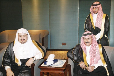الأمير عبد الله بن خالد بن سعود يحتفل بزواجه من كريمة الأمير الدكتور عبد العزيز بن عياف