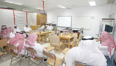 الرياض: ورش عمل مكثفة للجان المراكز الانتخابية استعدادا ليوم الاقتراع
