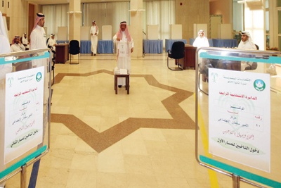 مرشحون بلا أصوات.. وناخبون لا يعرفون مرشحيهم