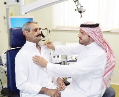 مكة: نجاح زراعة جهاز صوتي مصنوع من السليكون لمريض خمسيني