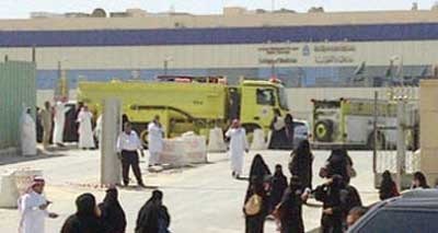 عبث بجرس الإنذار يصيب 6 طالبات في جامعة الإمام