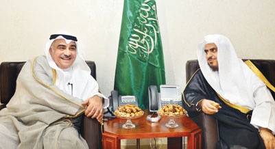 وزير العمل و رئيس «الأمر بالمعروف» يستعرضان استراتيجية التوظيف