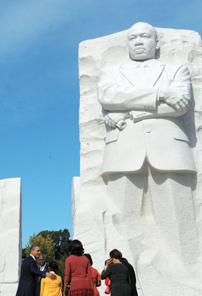 تدشين أول نصب تذكاري  لأمريكي من أصل إفريقي