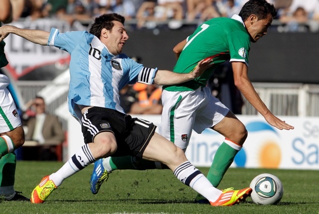 كأس العالم 2014 : الأرجنتين تواصل النزيف .. والأورجواي تبتعد في الصدارة