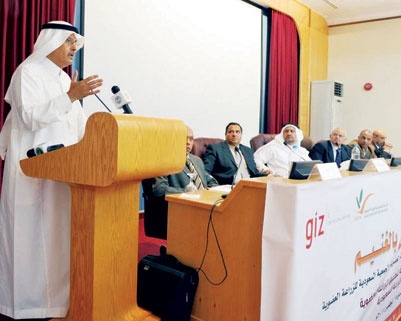 وزير الزراعة يعارض أول دراسة عن «العضوية»: فرضياتكم غير صحيحة