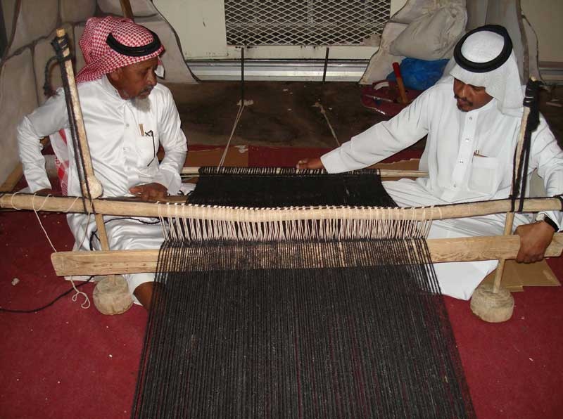 صناعة النسيج في نجران .. موروث شعبي وإنتاج عصري