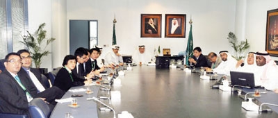 وفد سنغافوري يعرض في جدة شراكات غذائية وتقنية