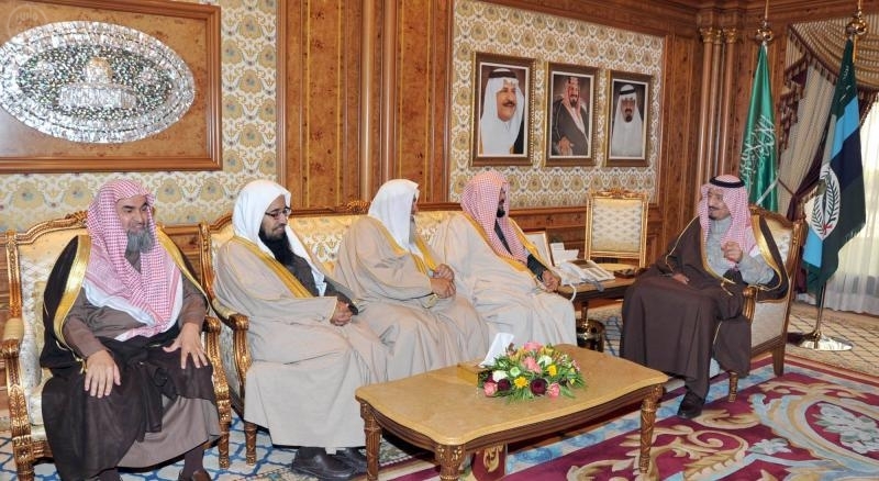 وزير الدفاع يستقبل رئيس هيئة الأمر بالمعروف والنهي عن المنكر