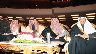 وزير الدفاع: السعوديون دائما متعاونون على البر والتقوى