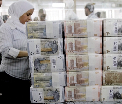 التصريحات الأمريكية تهبط بأسعار الليرة السورية