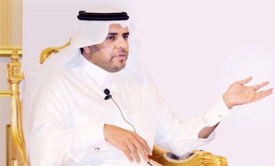 خالد العمار لـ" الاقتصادية" : بعض المسؤولين يعيش «خارج التغطية»