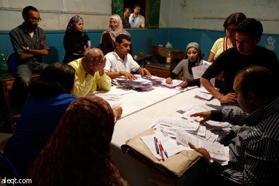 تقدم مرشح "الحرية والعدالة" في مؤشرات الفرز الأولية بانتخابات الرئاسة المصرية