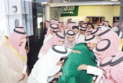 نايف في ثرى «العدل»