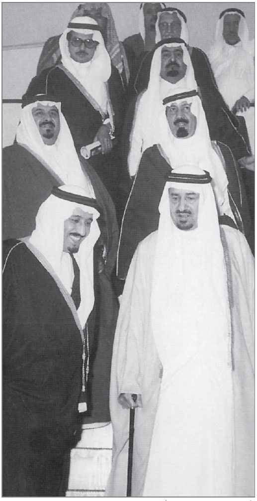 الأمير سلمان تمنّى أن يكون ضابطا فأصبح وزيراً للدفاع وولياً للعهد