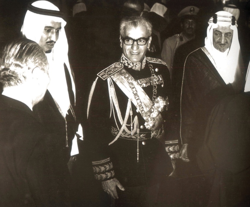 الأمير سلمان رجل العلاقات الخارجية