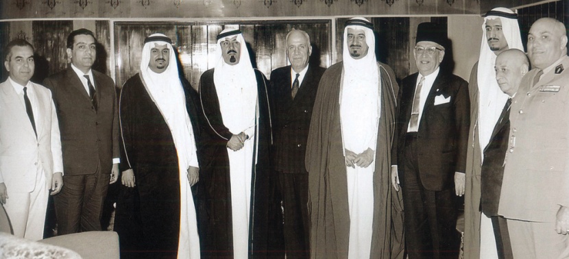 الأمير سلمان رجل العلاقات الخارجية